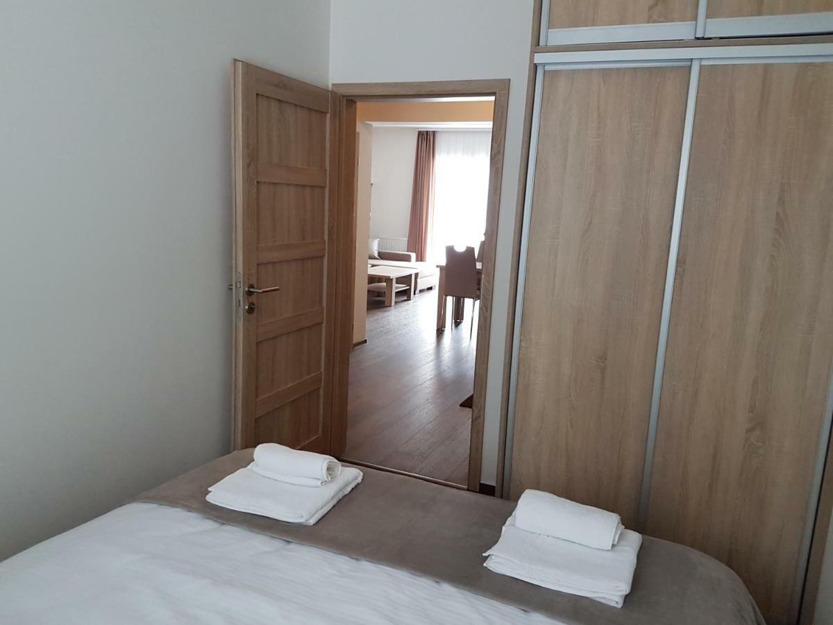 Apartman Jasna Lucky เดมานอฟสกา โดลินา ภายนอก รูปภาพ