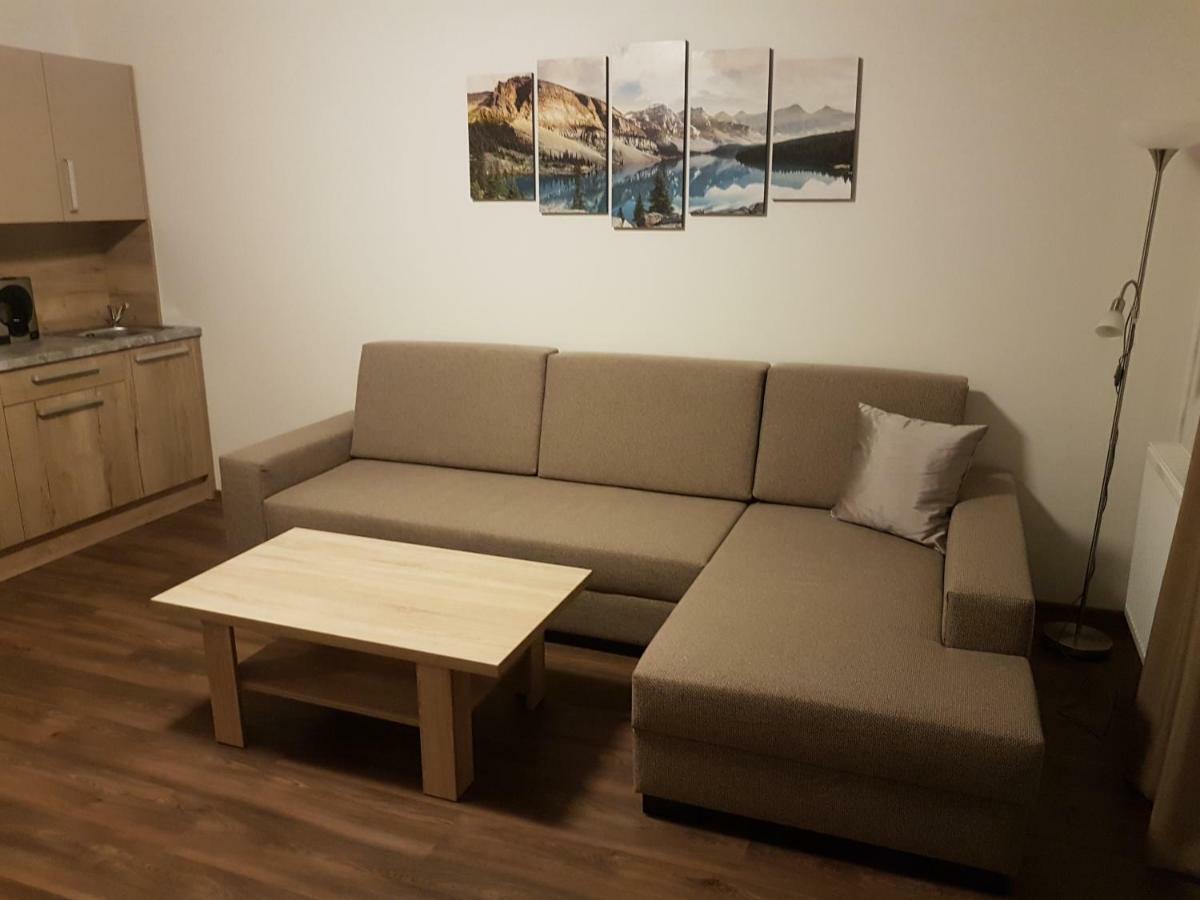 Apartman Jasna Lucky เดมานอฟสกา โดลินา ภายนอก รูปภาพ